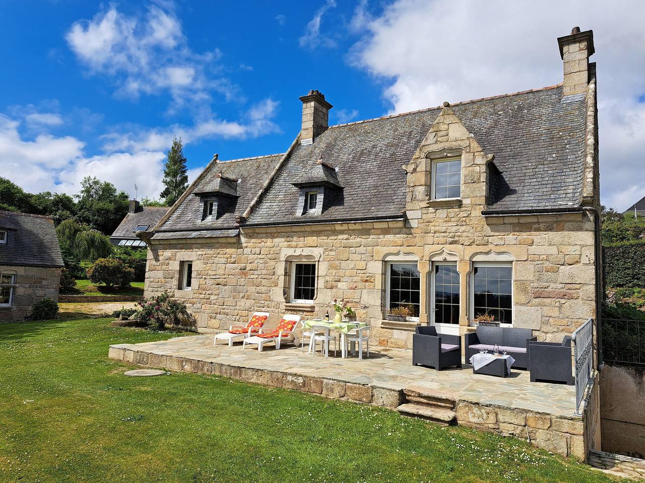 Casa de piedra con vistas al mar en Bretaña in Saint-Pol-de-Léon, Ceinture Dorée