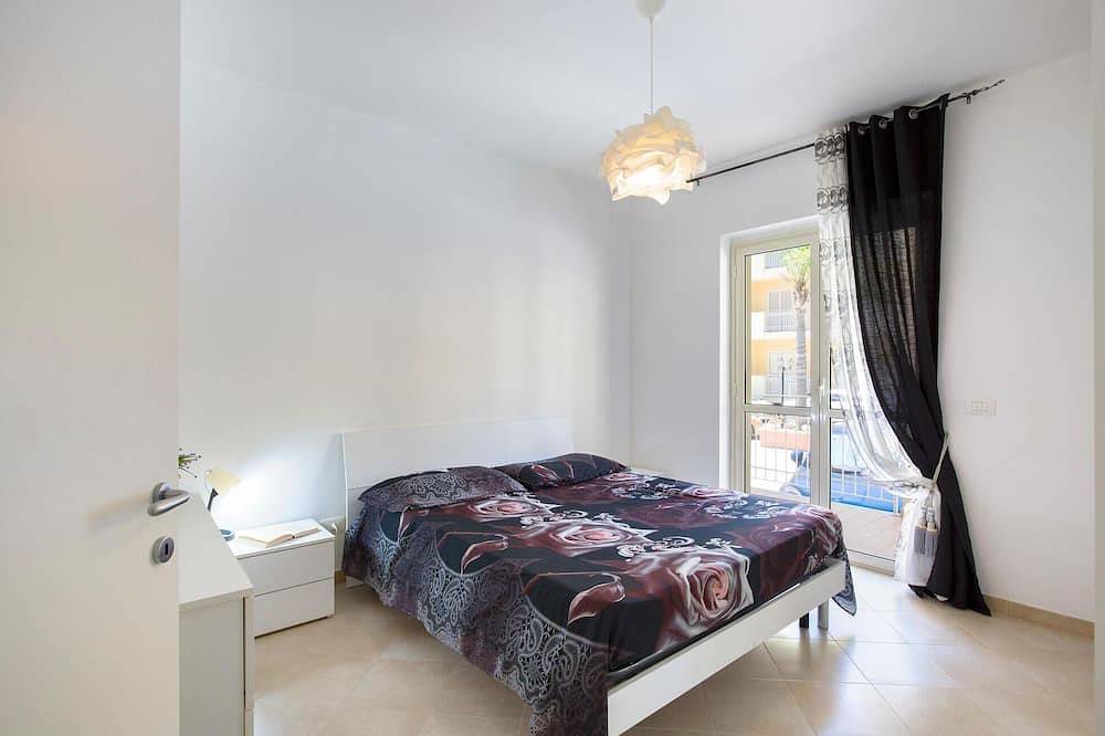 Geheel appartement, Prachtig appartement in Caulonia Marina in Marina di Caulonia, Provincie Reggio Calabria