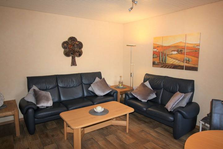 Ferienhaus für 4 Personen, mit Garten in Norddeich - 2