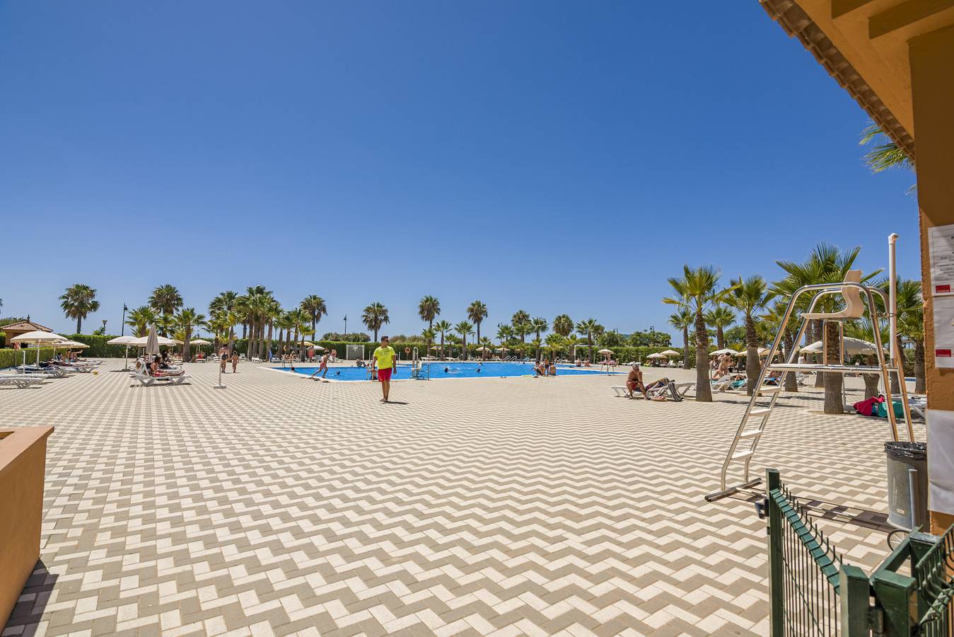 Apartamento entero, Las Arenas - Playa de los Haraganes Hlha215P214 in Isla Canela, Ayamonte