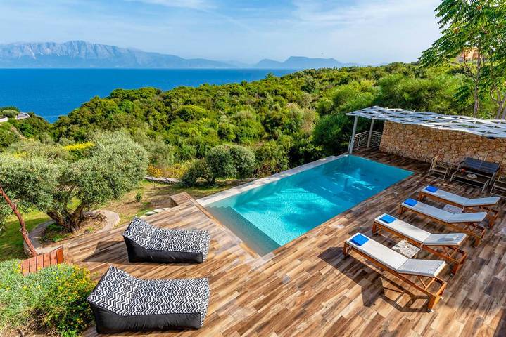 Villa pour 6 personnes, avec terrasse et jardin dans Alexandros