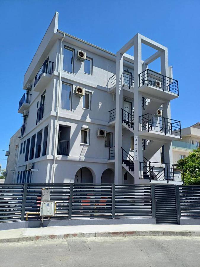 Maison d’hôte pour 2 personnes, avec jardin ainsi que vue et terrasse dans Constanța