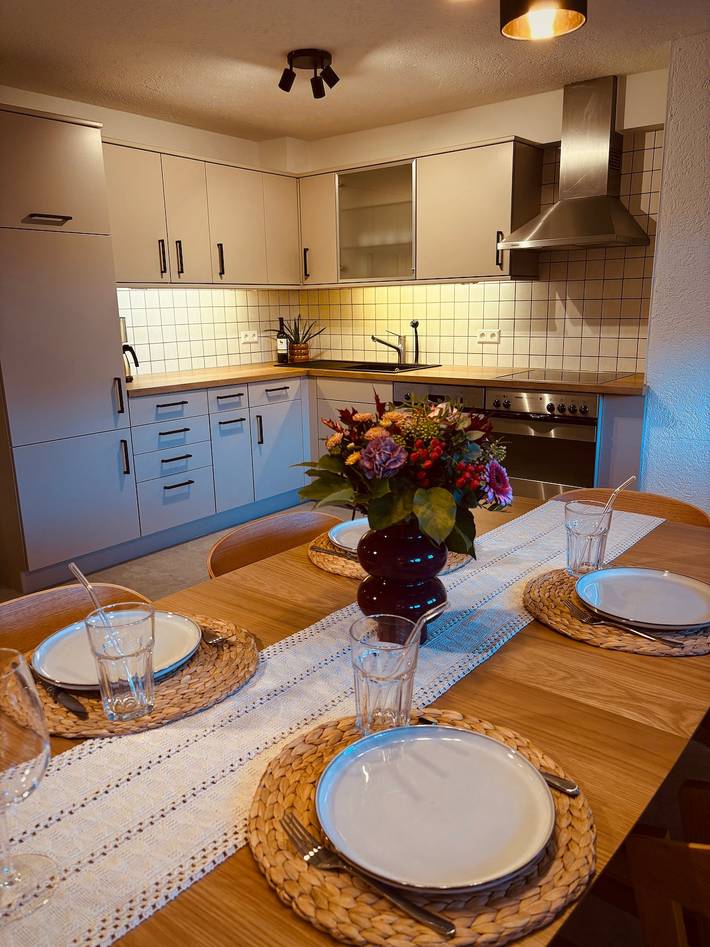 Ferienwohnung für 6 Personen, mit Balkon und Terrasse sowie Garten und Ausblick