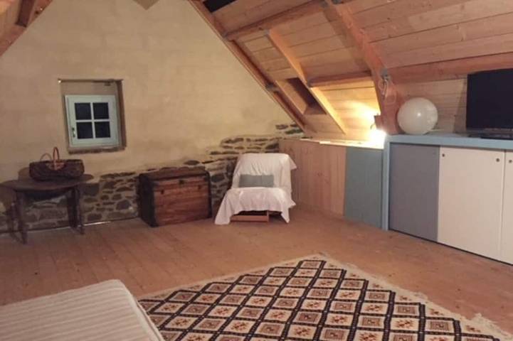 Location de vacances pour 6 personnes, avec jacuzzi, animaux acceptés dans Hameau de Kerascoët - 2