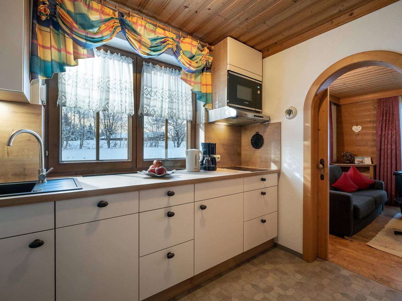 Ganze Ferienwohnung, Appartement 1 für bis zu 4 Personen in Ellmau, Kaisergebirge