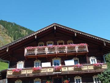 Ferienwohnung für 5 Personen, mit Balkon und Garten, kinderfreundlich in Osttirol