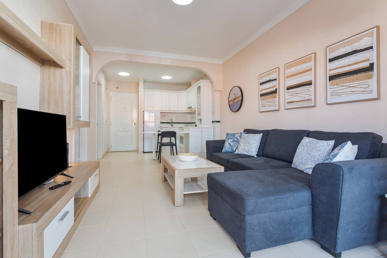Ferienhaus 'Casa Marley – Balcón Del Mar' mit Gemeinschaftspool, Balkon & Wlan in Costa del Silencio, Arona
