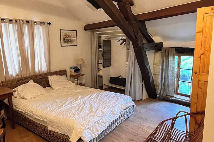 Location de vacances pour 4 personnes, avec terrasse ainsi que jacuzzi et jardin à Fontevraud-l'Abbaye - 3