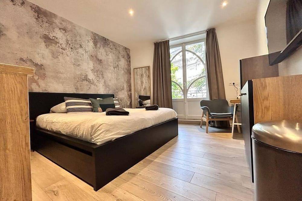 Apartamento entero, New studio with fully equipped kitchen 100m from Jaude in Clermont-Ferrand, Parque Natural Regional Volcans d'Auvergne