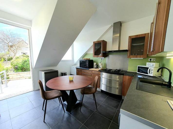 Gîte pour 2 personnes, avec jardin et vue dans Circuit Dijon-Prenois - 4