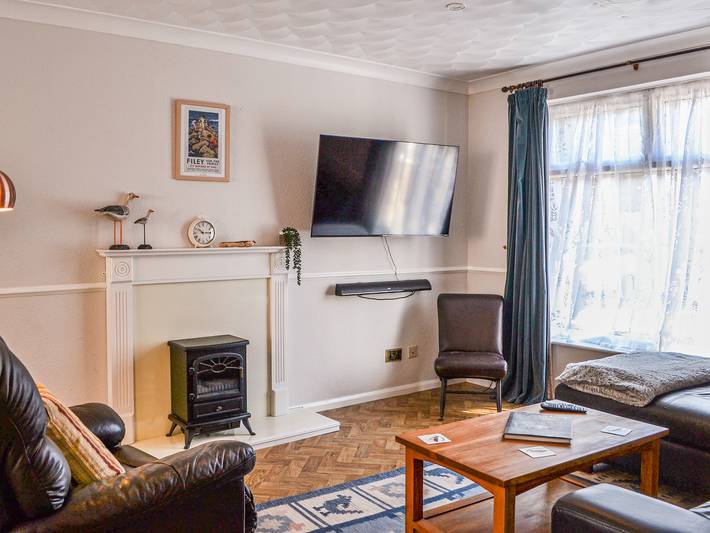 Log cabin for 6 people, with garden, with pets in Filey