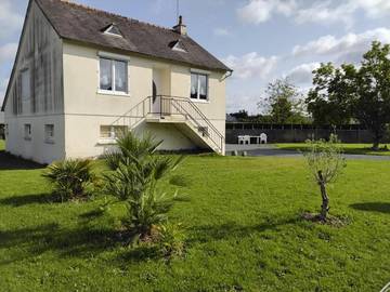 Cottage pour 4 personnes, avec jardin, animaux acceptés à Pommerit-le-Vicomte