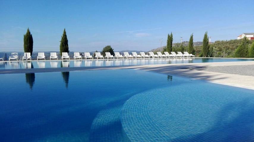 Hôtel pour 2 personnes, avec vue et jardin ainsi que bassin pour enfant et piscine à Lamego - 3