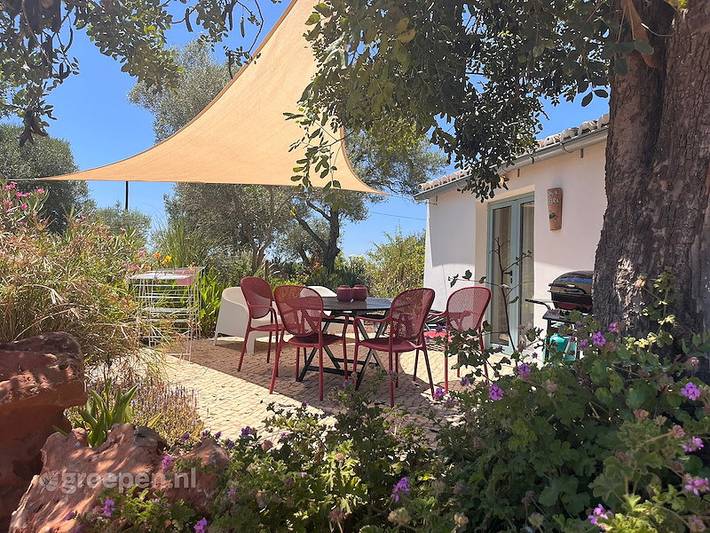 Location de vacances pour 16 personnes, avec balcon/terrasse et terrasse ainsi que vue sur le lac et piscine à Moncarapacho - 3