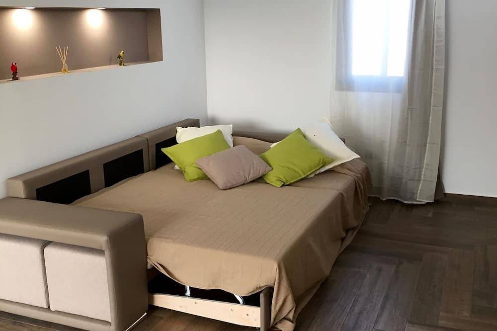 Appartement entier, Elégant appartement avec solarium privé - full optional in Costa del Silencio, Arona