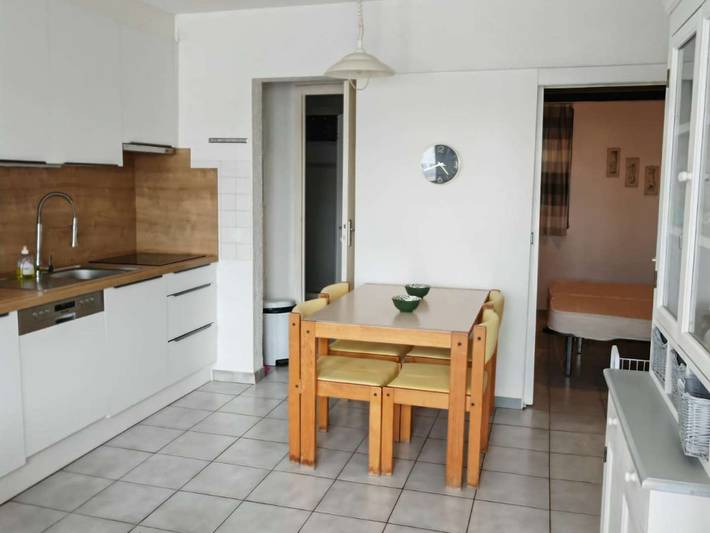 Appartement de vacances pour 4 personnes, avec terrasse et piscine, animaux acceptés - 1