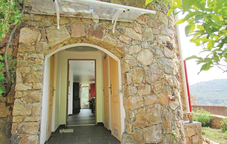 Ganze Ferienwohnung, Apartment mit Meerblick, Garten und Parkplatz - 1,5 km zum Strand in Partinello, Ajaccio und Umgebung