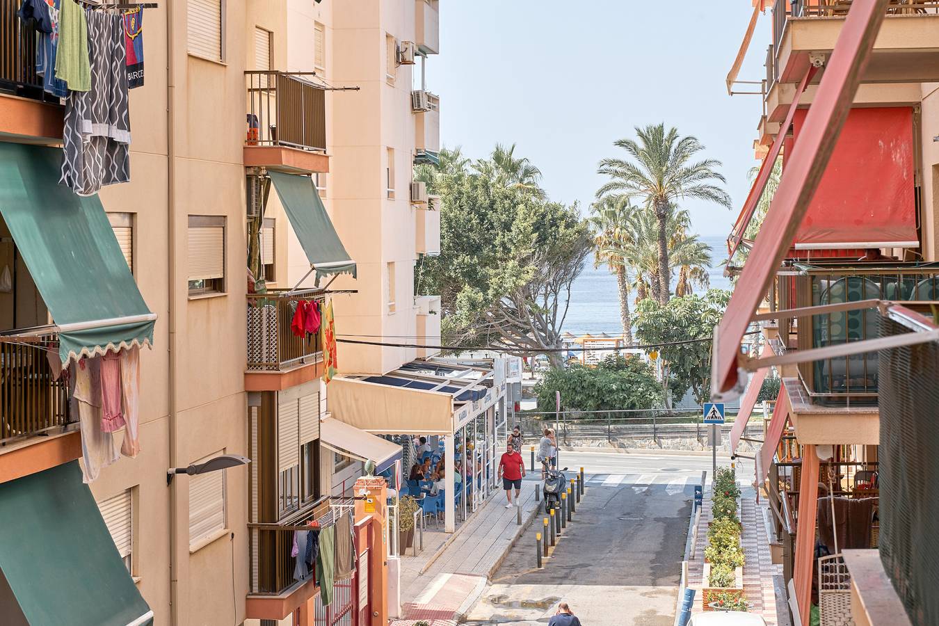 Apartamento entero, Apartamento 'Aurora Mar Del Sol' con vistas al mar, piscina compartida y Wi-Fi in Playa San Cristobal, Almuñecar