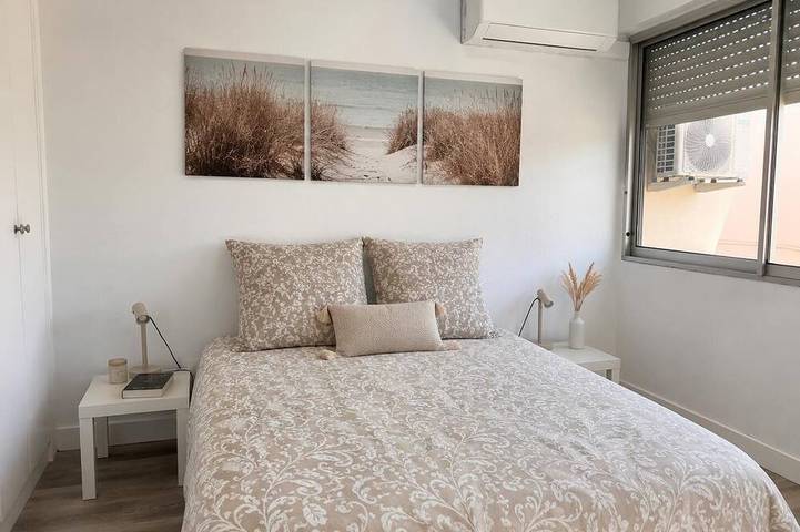 Apartamento entero, Fully renovated duplex with air conditioning, sea view and beach access! in Carnon-Plage, Mauguio