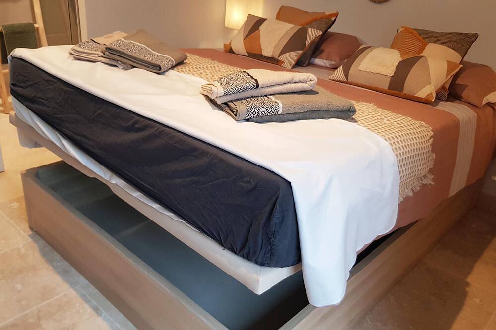 Maranatha Guest House en Provence - Chambre D'hôte Dans le var in Draguignan, Draguignan region