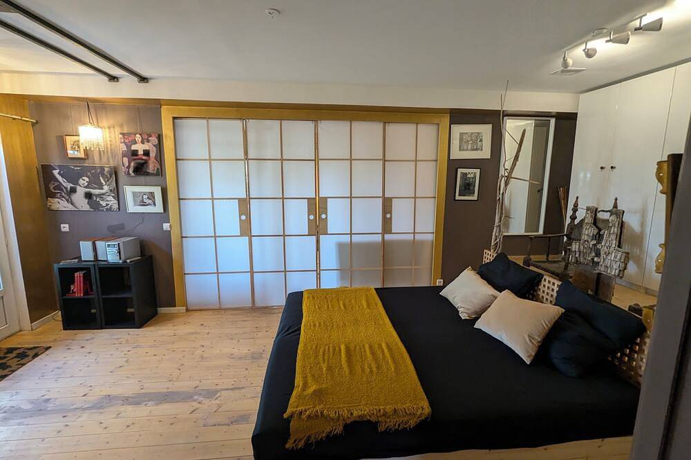 Appartement entier, Bonheur des Dames - vue, charme et bassin naturel in Vedène, Vaucluse