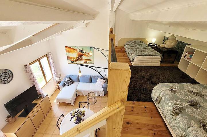 Location de vacances pour 6 personnes, avec terrasse ainsi que piscine et jardin, animaux acceptés à Banon - 4