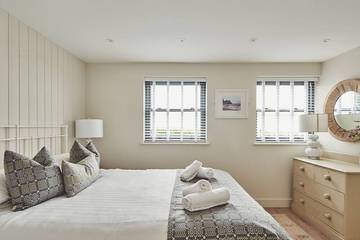 Glamping for 6 People in Swansea region, Photo 4