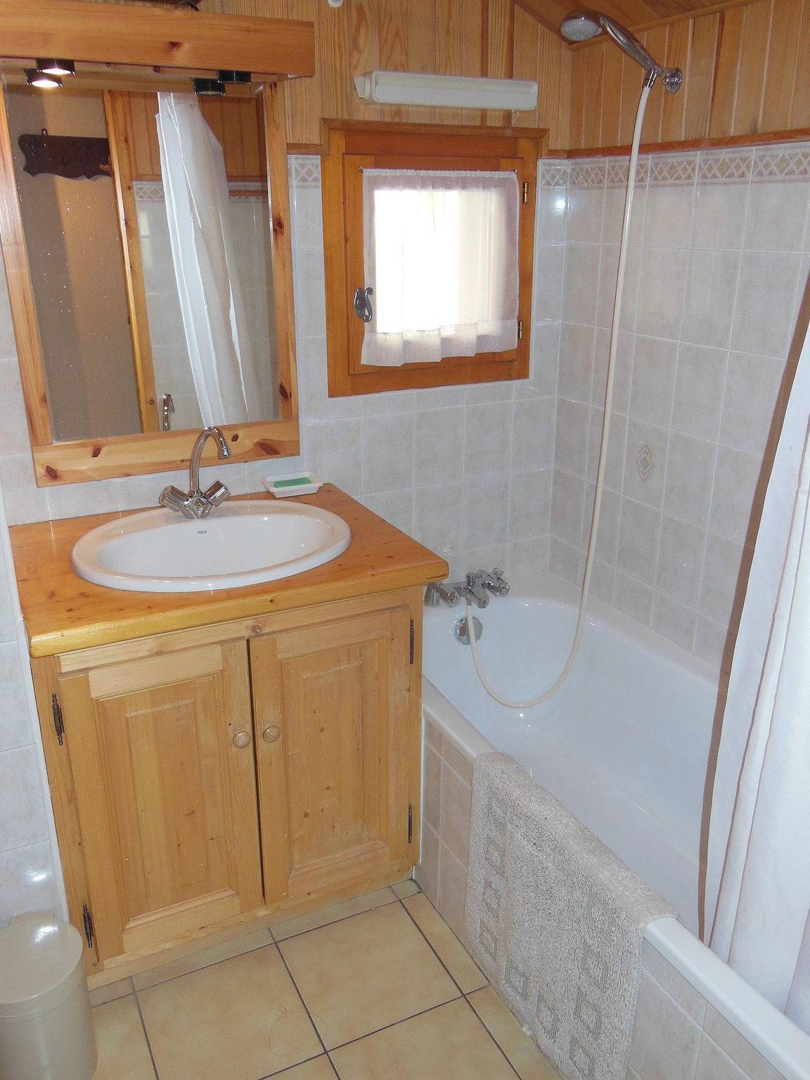 Apartamento entero, Résidence le Roselin - Apartamento 3 piezas para 6 personas (02Bcl) in Champagny-en-Vanoise, Parque Nacional de Vanoise