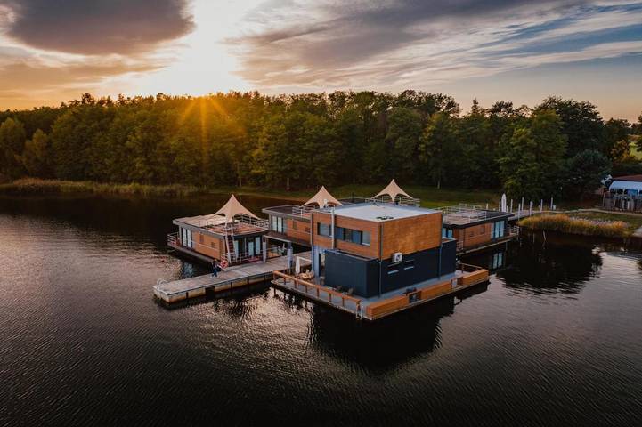 Ferienhaus für 4 Personen, mit Ausblick und Terrasse sowie Sauna und Seeblick im Lausitzer Seenland