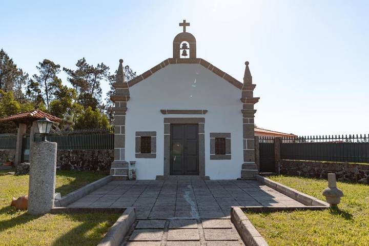 Location de vacances pour 4 personnes, avec jardin ainsi que vue et terrasse à Vila Nova de Famalicão - 2