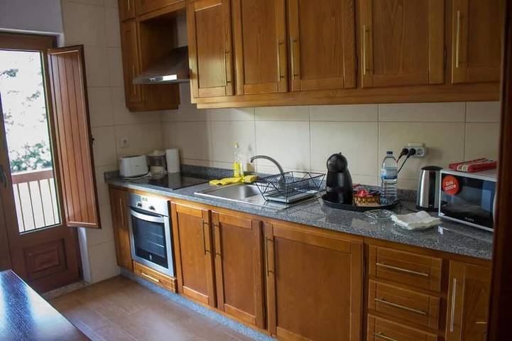 Ganze Wohnung, Apartment mit Gemeinschaftspool und fantastischem Panoramablick auf den Fluss Douro in Castanheiro do Norte e Ribalonga, Alto Douro Vinhateiro