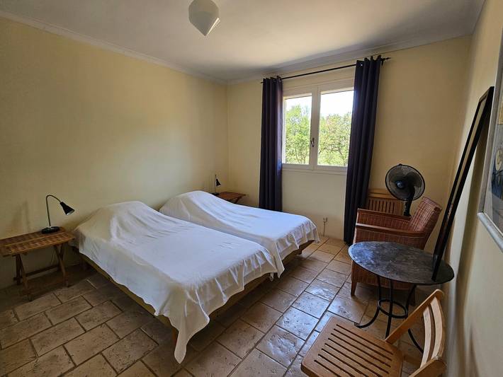 Location de vacances pour 6 personnes, avec jardin et piscine, adapté aux familles à Pierrerue - 4