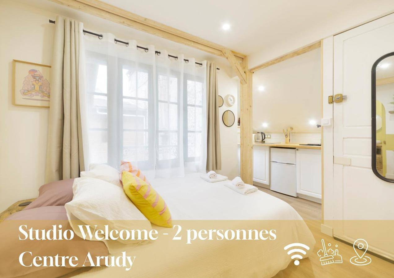 Appartement entier, Studio Welcome, petit espace, grand confort in Arudy, Béarn