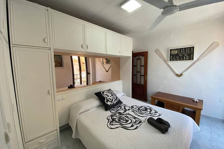 Gîte pour 4 personnes, avec balcon à Portbou - 2