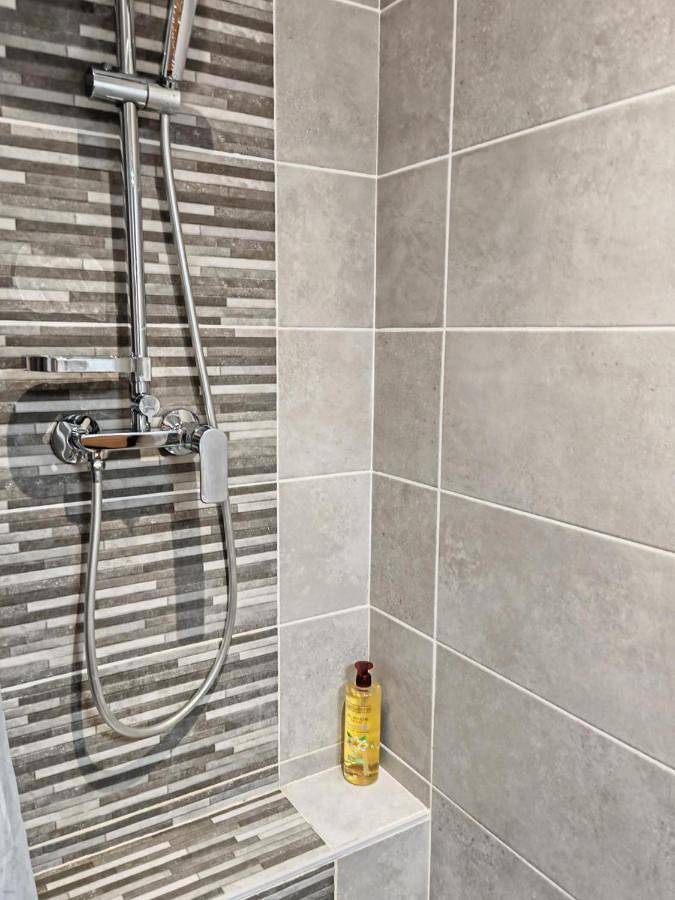 Gîte pour 2 personnes, avec jardin et piscine à Saint-Quentin-la-Poterie - 4