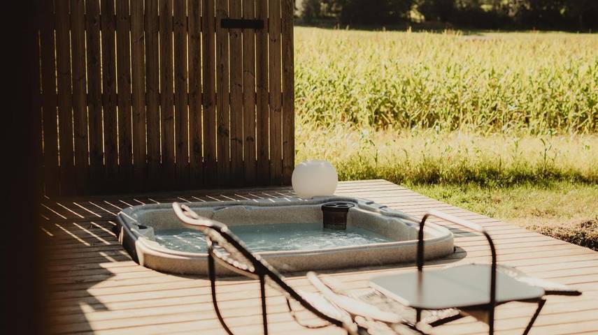 Gîte pour 2 personnes, avec jacuzzi et jardin à Dalhem - 3