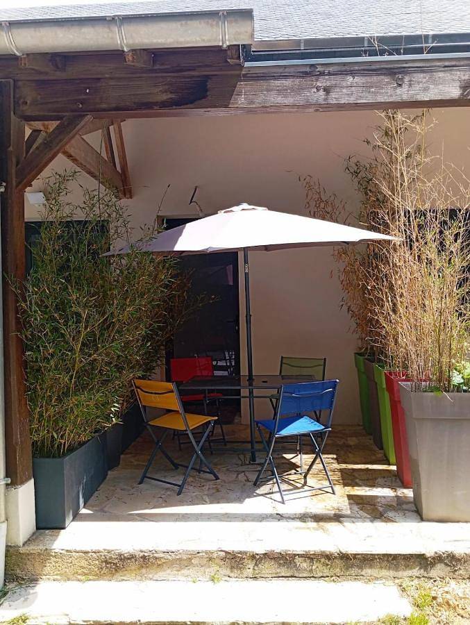 Gîte pour 3 personnes, avec Terrasse à Salles-Curan - 4