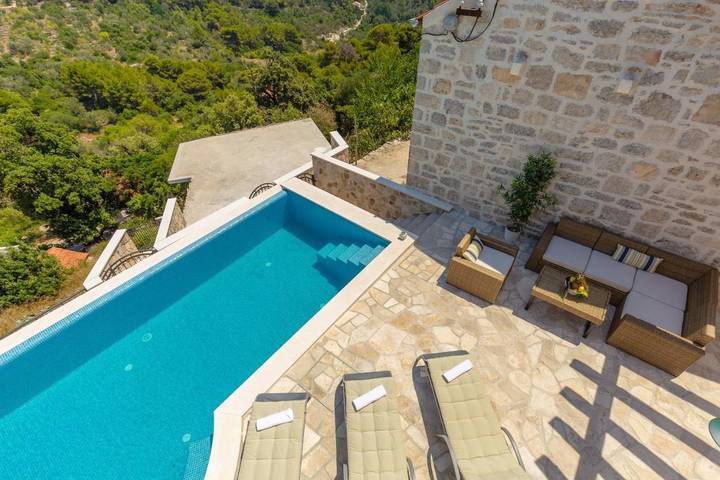 Villa pour 6 personnes, avec sauna et balcon ainsi que piscine et jacuzzi dans Mljet - 4