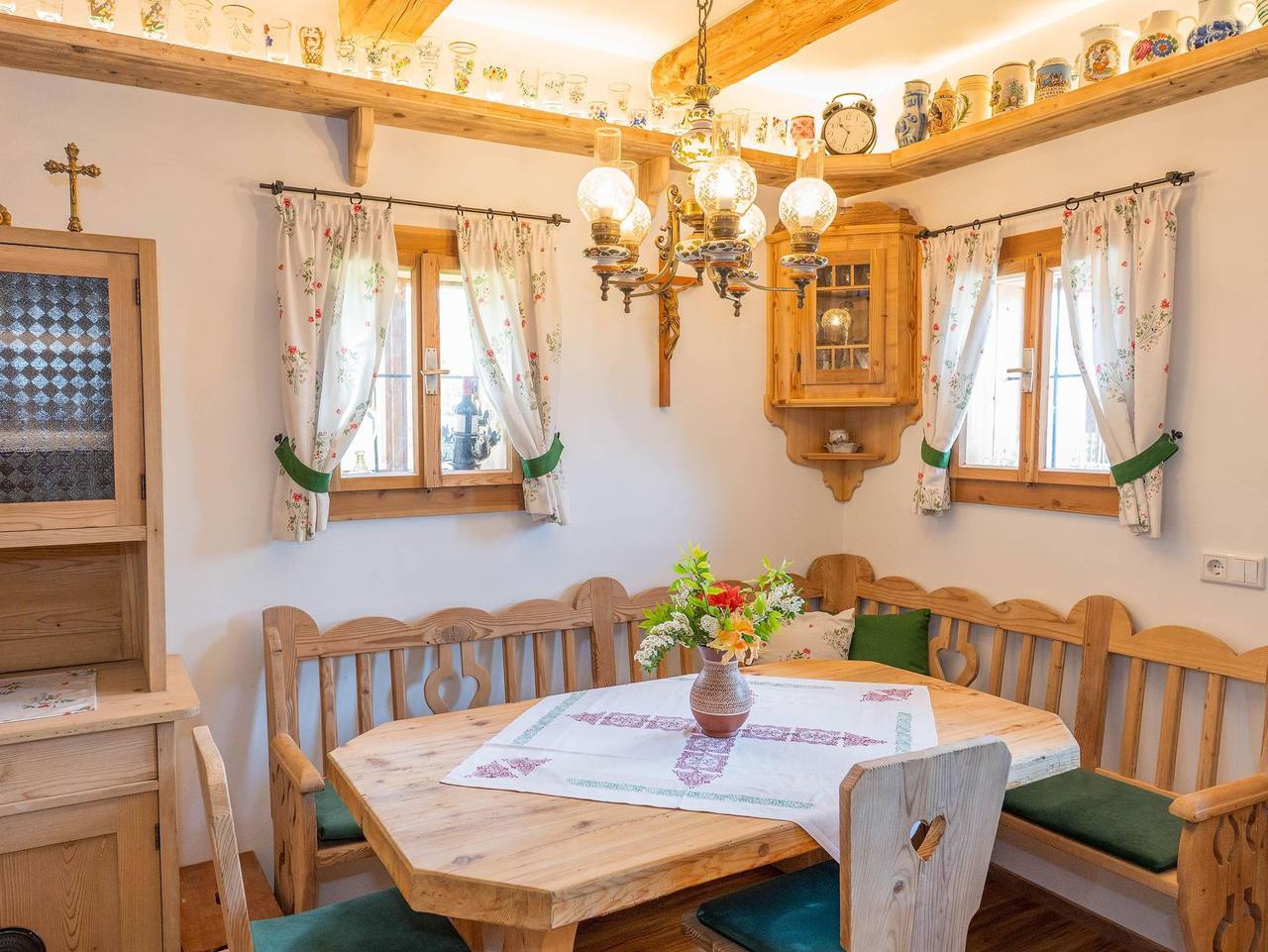 Haus Sunnseit'n - Ferienhaus, Bad, Wc, ruhig in Pöllauberg, Steirerland