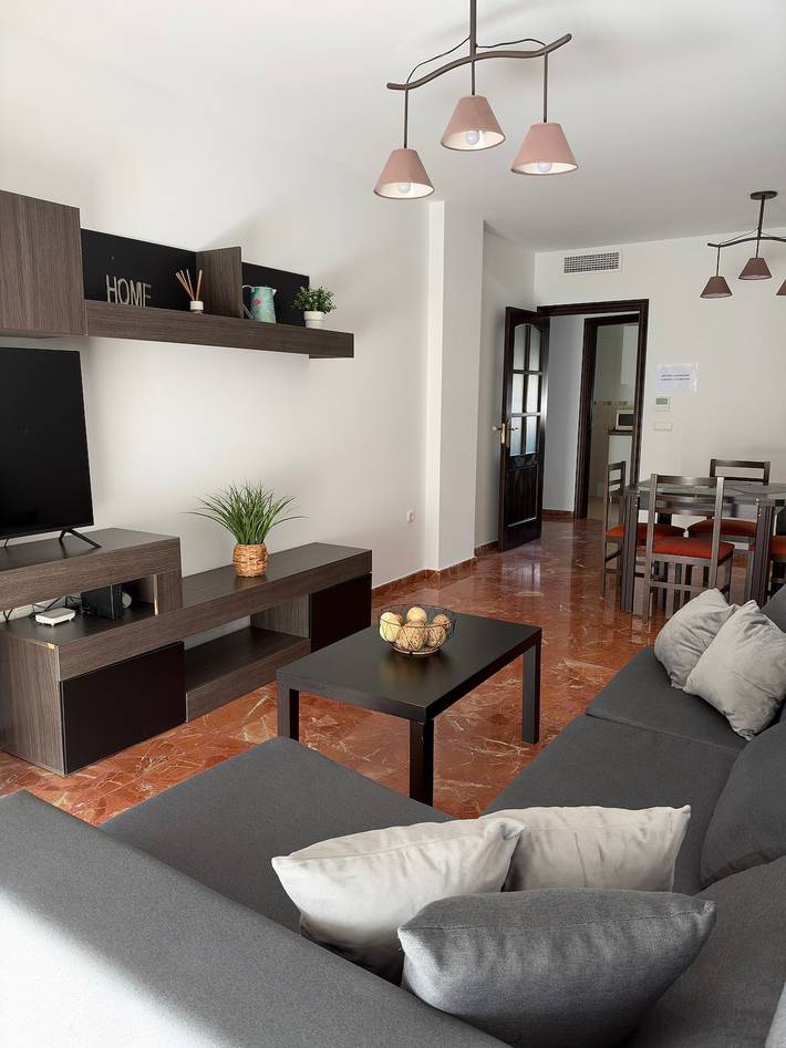 Apartamento inteiro, Apartamento de férias "Casa Axarquia" com 2 varandas e Wi-Fi in Vélez-Málaga, Costa del Sol