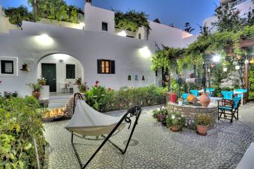 Maison d’hôte pour 2 personnes, avec balcon ainsi que jardin et vue dans Paros