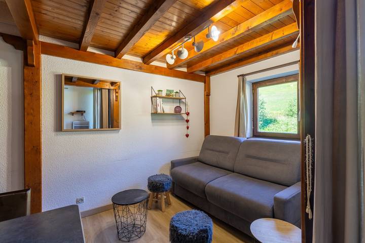 Appartement entier, Appartement Manigod Merdassier 8 p, piscine partagée et Wi-Fi in Manigod, Région d'Annecy