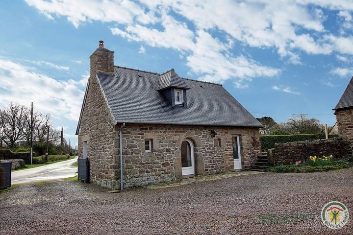 La Maison de Kerjean in Ploulec'h, Ceinture Dorée