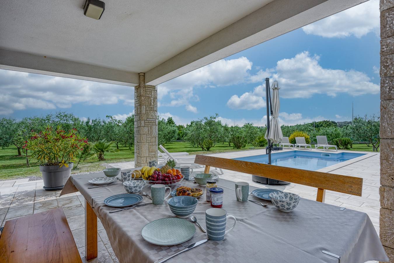 Sea View Villa With Pool in Pomer, Südküste Istrien