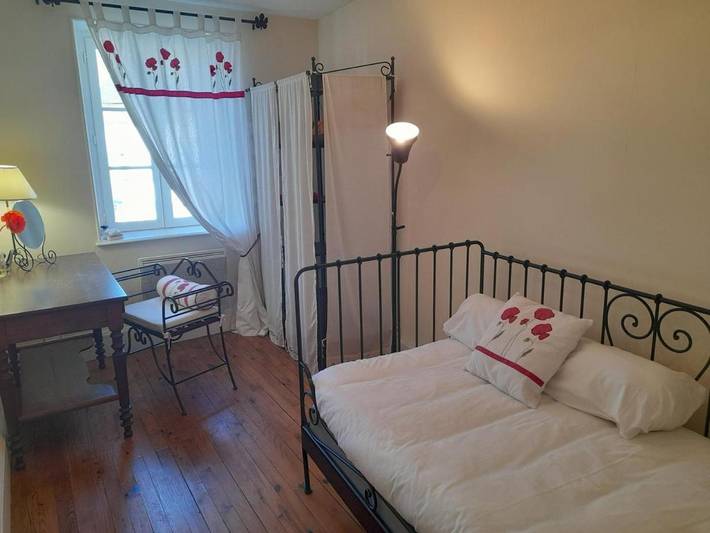 Location de vacances pour 6 personnes, avec Terrasse à Ferrières-sur-Sichon - 3