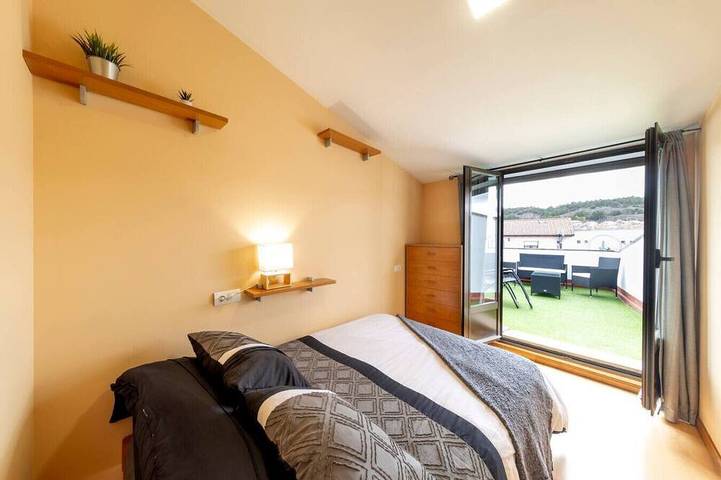Appartement entier, Charming Duplex Penthouse with Terraces in El Burgo de Osma, Province de Soria