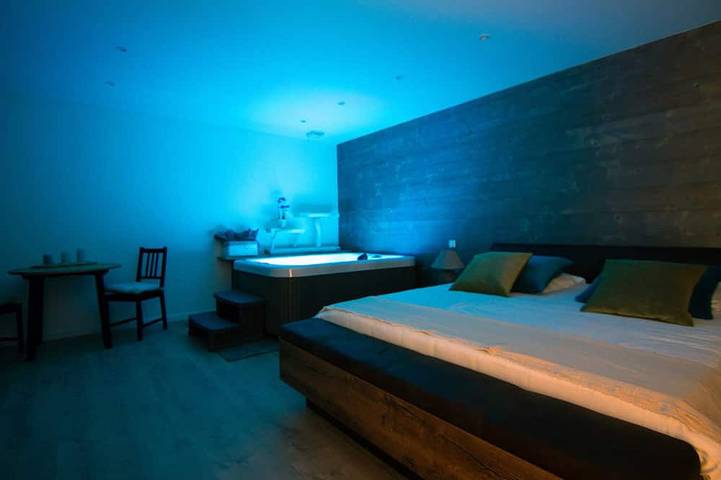 Location de vacances pour 2 personnes, avec jacuzzi à Montreuil (Pas-de-Calais) - 3