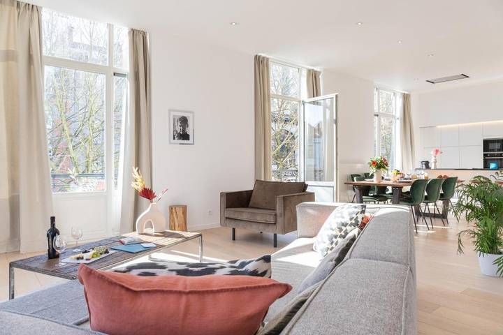 Gîte pour 8 personnes, avec balcon à Ixelles-Elsene - 2