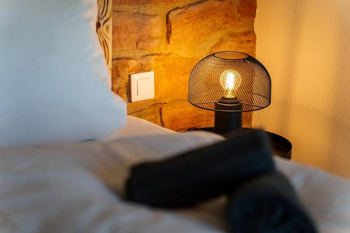 Gîte pour 2 personnes, avec jacuzzi et jardin à Sparsbach