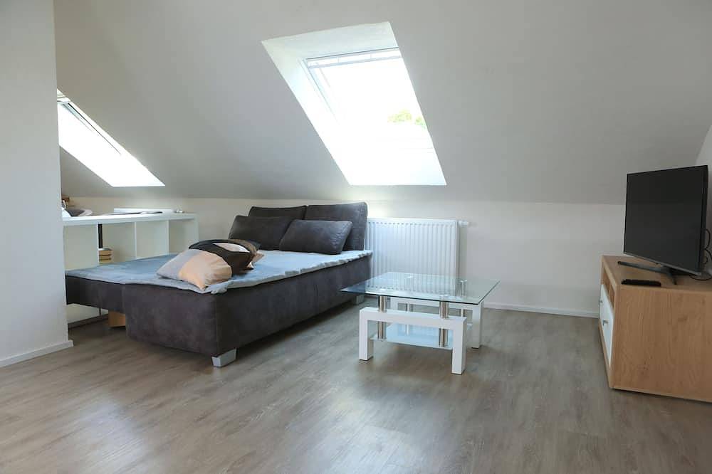 Ganze Wohnung, Schöne Dachgeschosswohnung umgeben von Weinbergen in Offenburg, Mittlerer Schwarzwald